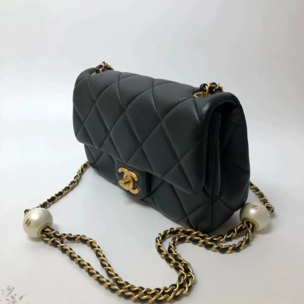 Chanel Women Pre-Loved Bag Very Good Condition